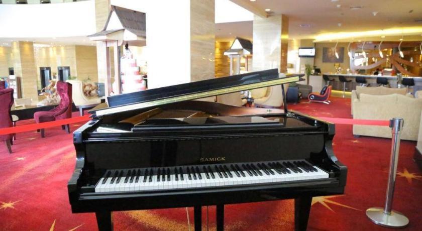 Golden Tulip Galaxy Hotel Banjarmasin Banjarmasin  Exterior foto
